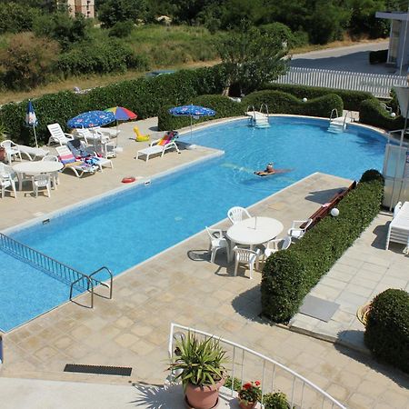Villa Aurora Aziz Konstantin ve Elena Dış mekan fotoğraf